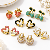 Boucles d'oreilles personnalisées en acier inoxydable plaqué or, émail, OEM ODM, styles variés (fruits, cœurs, fleurs), vente en gros