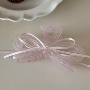 Venta al por Mayor de Pinzas de Pelo de Plástico con Lazo Grande Coreano de 13 cm, Pinzas de Pelo Grandes de Resina con Forma de Mariposa para Mujer - Product Image 5