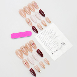 Uñas Postizas de Almendra Rojas con Diseño de Mariposa para Mujer, Uñas Artificiales de Lujo, Hermosas y Personalizadas - Product Image 4