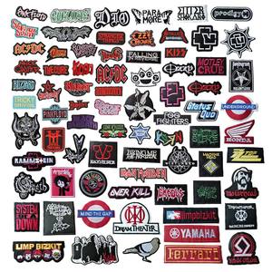 Parches Bordados Termoadhesivos con Logo Personalizado para Ropa, Estilo Punk, Hip Hop y Banda <span class=keywords><strong>de</strong></span> <span class=keywords><strong>Rock</strong></span> en Rojo y Negro, ¡Gran Venta! - Product Image 1