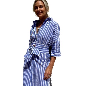 Abito Camicia <span class=keywords><strong>a</strong></span> <span class=keywords><strong>Righe</strong></span> Elegante da Donna, Lunghezza Media, Mezza Manica, Stile Vintage con Cintura, Produzione su Misura - Product Image 1