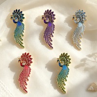 Broche Paon en Émail, Ornement en Alliage de Zinc avec Strass Artificiels, Bijou Animal Vintage pour Femme, Décoration d'Écharpe, Cadeau