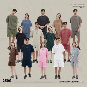 เสื้อยืดโอเวอร์ไซส์ คอตตอน 100% หนัก 250 กรัม แขนสั้น ทรงวินเทจ ล้างสีแบบแอซิดวอช  คอกลม - Product Image 1