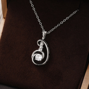Collana con Ciondolo Creativo per Donne, Catena Minimalista per Clavicola, Gioiello Elegante e alla Moda per Uso Quotidiano, Regalo - Product Image 2