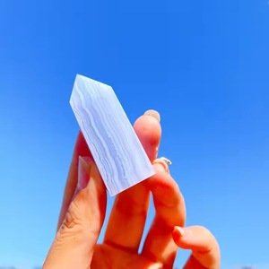 Venta al por mayor de artesanías de cristal: Varita de torre de ágata de encaje azul de alta calidad con punta de ágata floral y drusa para decoración. - Product Image 4