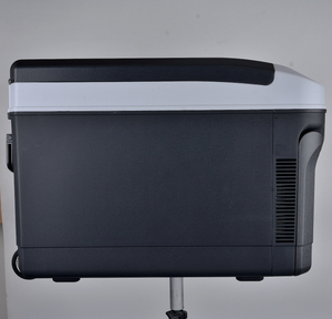 Mini-réfrigérateur portable double fonction (froid et chaud) pour <span class=keywords><strong>voiture</strong></span>, maison, bureau, dortoir, stockage de boissons et aliments - Product Image 3