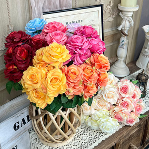 ชุดดอกกุหลาบประดิษฐ์ 7 ดอก วัสดุผ้าไหม สำหรับตกแต่งงานแต่งงานและบ้าน - Product Image 1