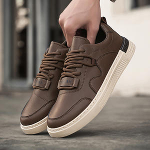 Zapatos de cuero transpirables, modernos y versátiles, adecuados tanto para deportes como para uso casual. Zapatos de trabajo resistentes al agua para hombre. - Product Image 4