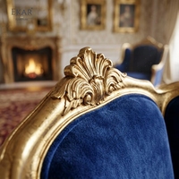 Fauteuil Bergère à dossier haut en velours saphir Versailles |   Fauteuil classique français doré de luxe - EKAR