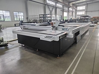 Machine de découpe textile numérique automatique CNC haute vitesse Rongchi, logiciel Ruida, épaisseur 50 mm, zone de travail 1600x2500 mm, servo