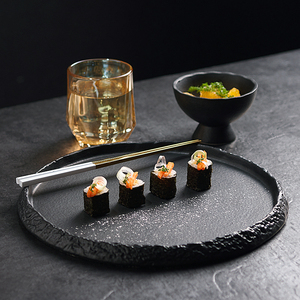 Assiette à dîner ronde en <span class=keywords><strong>porcelaine</strong></span> noire mate de haute qualité, écologique, avec logo personnalisé pour la restauration - Product Image 2