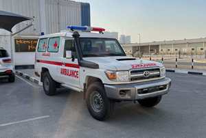 Toyota Land Cruiser d'<span class=keywords><strong>occasion</strong></span> économique avec toit rigide, ambulance LX78 - Product Image 6