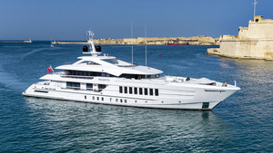 <span class=keywords><strong>Ineos</strong></span> AME VPRO-03S Gel Coat Marino |   Tecnologia Epossidica Vinilica per Yacht e Prodotti Industriali |   Gel Coat Indurente MEKP - Product Image 5
