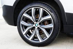 Meilleur prix pour une voiture d'occasion 2020 X1 SDrive28i 4 portes, cuir, R19, automatique, traction avant, conduite à gauche, coupé sport - Product Image 5