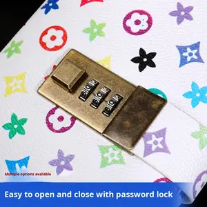 دفتر نقود فاخر بقفل رقمي، غلاف جلدي، صفحات داخلية شفافة عالية الجودة من البولي بروبيلين، 100 صفحة للبطاقات، صنع في الصين، قابل للتخصيص للأعمال - Product Image 2