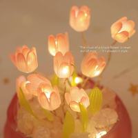 Lampe de nuit esthétique en forme de tulipe, lampe miroir DIY |   Lampe de table mignonne pour la décoration de la chambre des filles, cadeaux pour la chambre des enfants