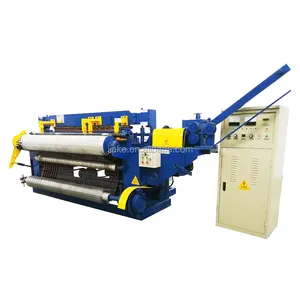 Welded roll wire mesh making machine