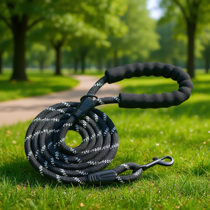 Correa de nailon reflectante de alta resistencia de 6 pies con mango acolchado para perros medianos a grandes - Product Image 2