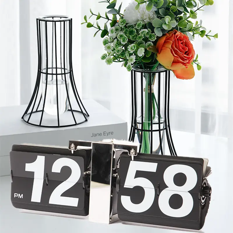 Auto Flip Table Clock Desk Watch Criativo Vintage Aço Inoxidável Simples Mudo Quartz Clocks Decoração de parede Quarto Home Decor