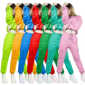 Conjunto de chándal de 2 piezas para mujer con estilo, Tops cortos con logotipo personalizado, sudadera, equipo para correr, tela estampada de verano/invierno, envío aéreo - Product Image 1