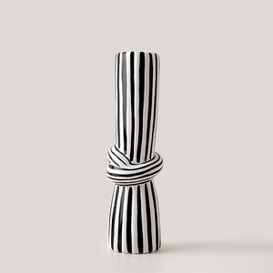 Jarrones de flores de rayas lisas de cerámica que dan forma a mano modernos de alta calidad Jarrón de cerámica blanco y negro <span class=keywords><strong>Mate</strong></span> - Product Image 1