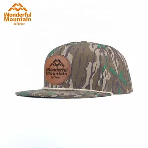 Cappello in corda Snapback in cotone a 5 pannelli personalizzato di vendita caldo cappello piatto in bianco Camo con toppa in gomma patch in pelle ricamo path Hat