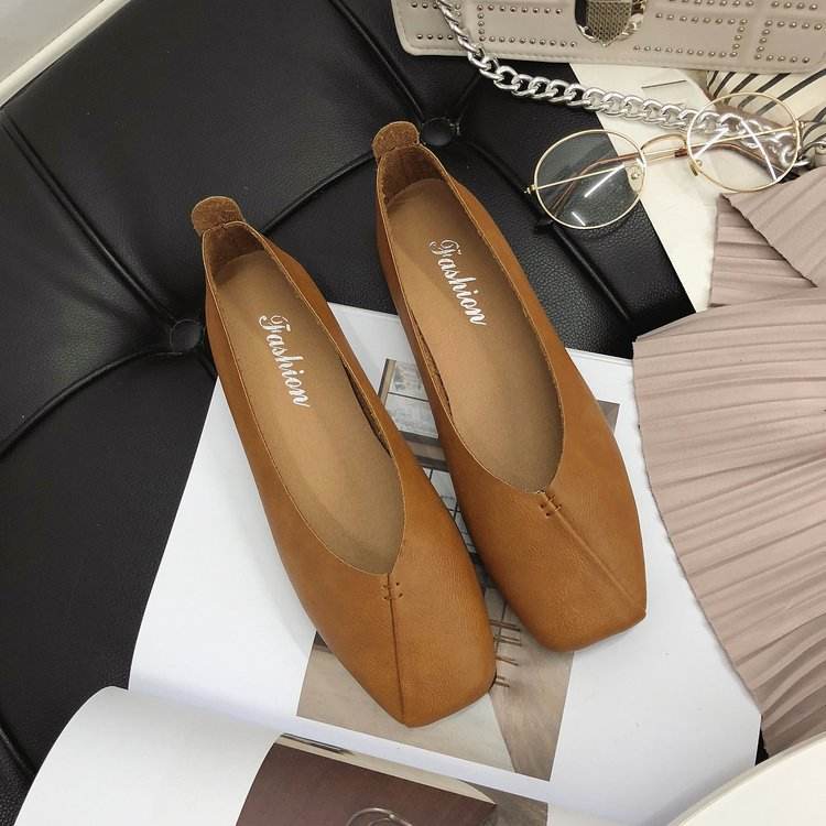 สีน้ำตาล