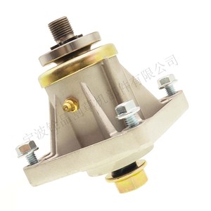 Eje de cortacésped A10105 618-0240 para accesorio de repuesto de piezas de cortacésped - Product Image 1