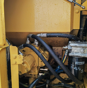 Excelente rendimiento. Miniexcavadora Caterpillar cat306D usada, marca japonesa, con motor y bomba hidráulica con certificación EPA y CE. - Product Image 4