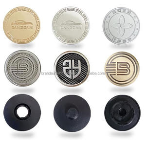 Clips universales para alfombrilla de coche, soportes de retención, abrazaderas de fijación para alfombras, hebillas, sujetador antideslizante resistente - Product Image 4