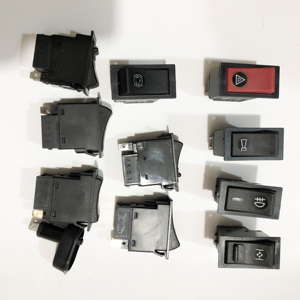 Juego de Interruptores Basculantes para el Tablero de Instrumentos de Camiones de Trabajo Pesado |   Interruptores de <span class=keywords><strong>Control</strong></span> Multifunción para Vehículos Comerciales - Product Image 2