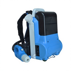 Pulvérisateur à dos ULV de 4,5 L avec éclairage de travail LED, conception à double batterie remplaçable et interface de batterie OEM pour la pulvérisation en extérieur - Product Image 3