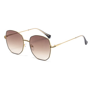 Gafas de sol poligonales personalizadas para mujer con protección UV400, estilo Instagram, gafas de sol modernas con lentes de PC - Product Image 5