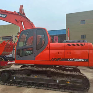Excavateur de taille moyenne Doosan DX225LC Matériel de construction d'occasion entièrement original avec boîte de vitesse moteur-Prêt à fonctionner! - Product Image 1