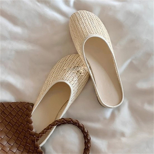 XSD Women's Elegant <b>Flat</b> Sandals <b>Pointed</b> <b>Toe</b> Slip-On Low Heel Mules for Summer Outdoor Height Increasing Anti-Slip Fashion Trend - Product Image 3