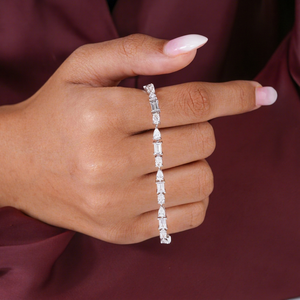 Pulsera de Diamantes con Corte Baguette, Pera y Ovalado Personalizada para Mujer, Certificada por IGI, Chapada en Rodio y Oro, Joyería de Lujo - Product Image 1