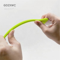 Produits de moins de 1 dollar soins à domicile nettoyage longue poignée brosse 2025 PP ustensiles de cuisine en plastique nettoyage brosses de teinture pour cheveux