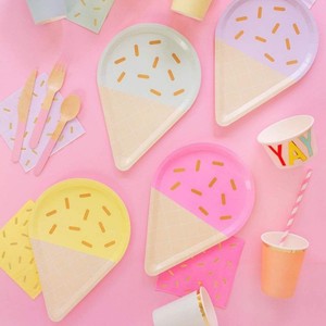 6 pièces par sac mignon Sundae assiettes en papier jetables pour enfants garçons fête d'<span class=keywords><strong>anniversaire</strong></span> vaisselle fournitures crème glacée décorations de <span class=keywords><strong>Table</strong></span> - Product Image 3