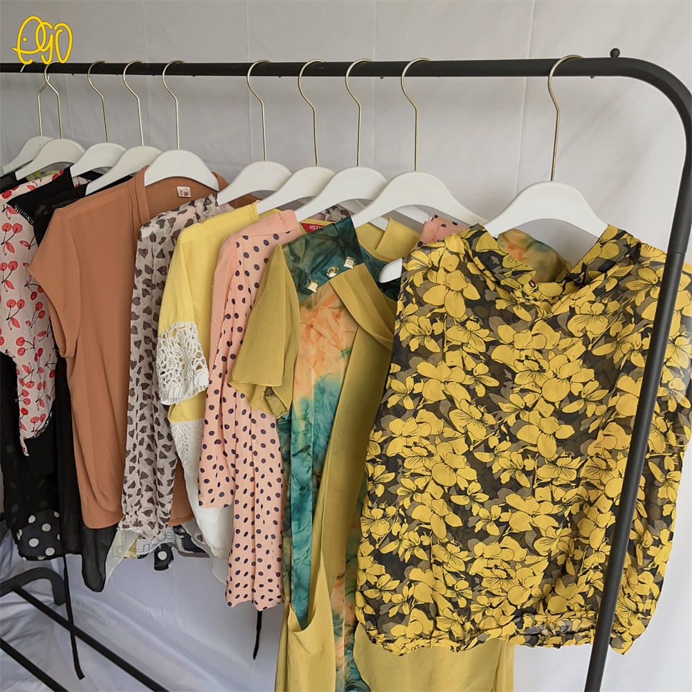 Turkey Good Quality Women's Wholesale Clothing Istanbul