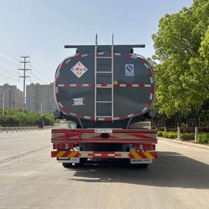 Camión Sinotruck Sitrak de 20000L para Transporte de Productos Químicos Peligrosos, Camión Cisterna para Ácidos, Camión de Transporte Químico Revestido - Product Image 5