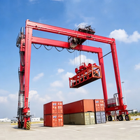 Grue mobile à portique sur pneus en caoutchouc de 50 tonnes pour levage de yachts, idéale pour marinas, clubs nautiques et chantiers navals