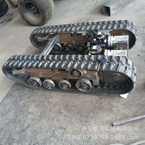 Piezas de tanque RC, mini chasis eléctrico con orugas de goma y motor de CC para vehículos de control remoto - Product Image 4