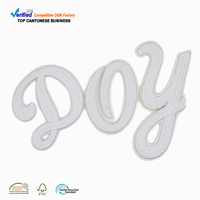 Fer sur Mini tissu patchs producteur personnalisé Alphabet Varsity Logo petite broderie lettres grecques étiquettes pour marque de vêtements