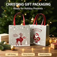 Sacs en papier kraft imprimés classiques Joyeux Noël avec poignée renforcée robuste pour souvenirs de Noël et emballages cadeaux
