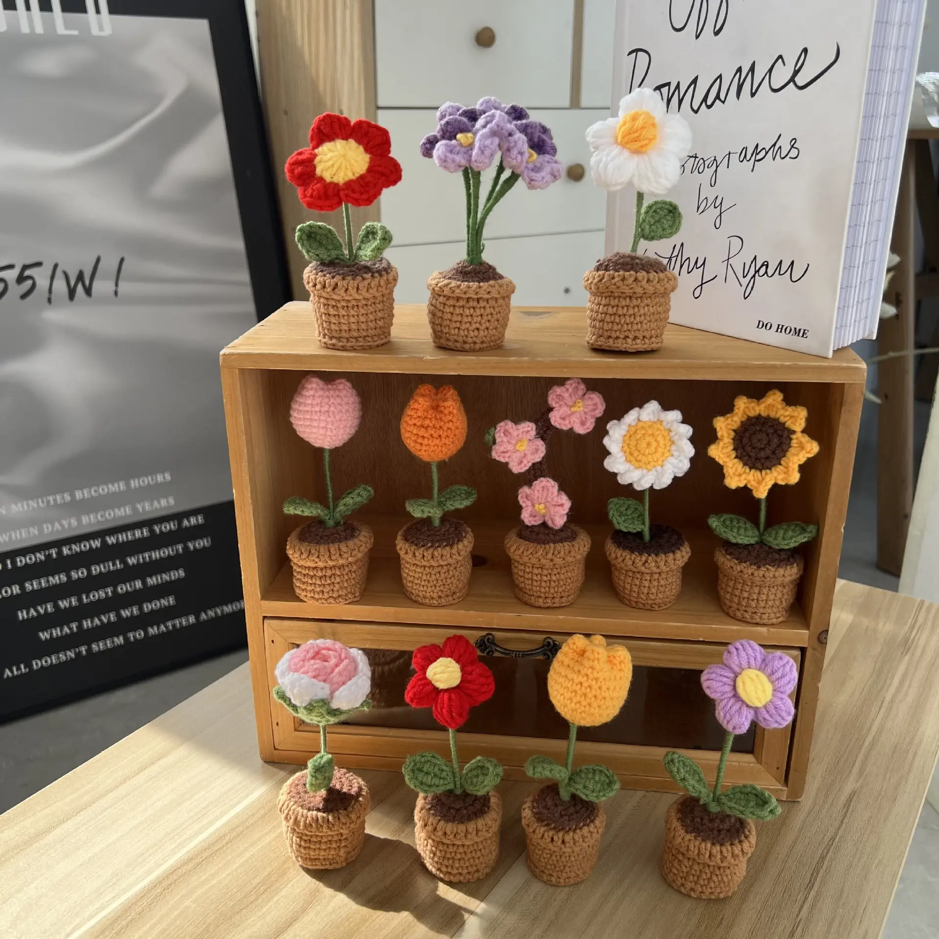 Bloem Cadeau Breien Handgemaakte Bloemen Boeket In Vaas Voor Huisdecoratie Ambachten Gehaakte Tulpen Zonnebloemen Rose