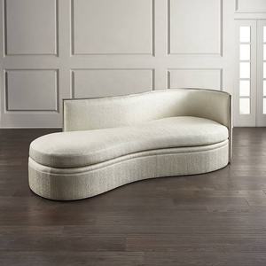 Divano componibile trapuntato trapuntato con struttura in legno massello vintage francese di alta qualità - Product Image 3