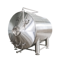 Unitank horizontal pour bière artisanale de 1000L à 5000L, avec réservoir sous pression, contrôle PLC et pompe.