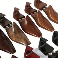 Nouveau design, étire-chaussures réglable anti-plis à double tube en laiton plaqué, avec bois blanc ajouré et peint en couleur, Baifangyi