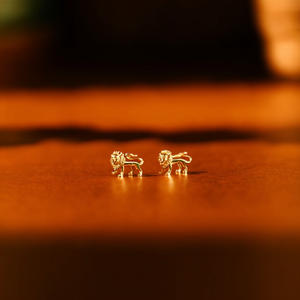 Fashion <b>Stud</b> <b>Earrings</b> 316L Stainless Steel PVD Gold Plating Sustainable Resistant Lion Head Design - Product Image 3