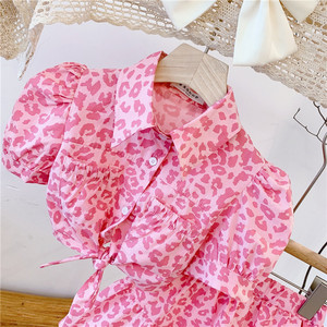 Vêtements pour enfants en gros 2022, vêtements de sport, nouveaux vêtements d'été à fleurs, ensemble de 2 pièces pour filles - Product Image 4